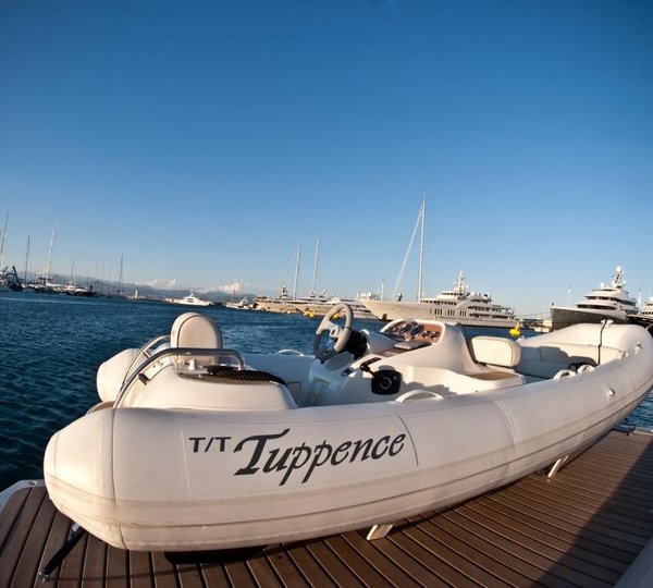 Yacht TUPPENCE - Tender