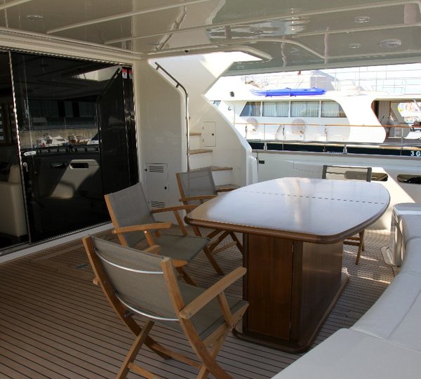 Yacht ULYSSIA -  Aft Deck