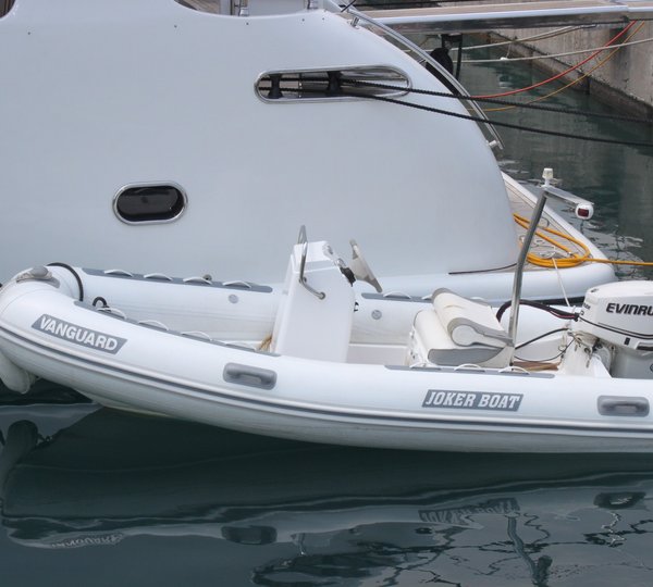 Yacht VANGUARD -  Tender