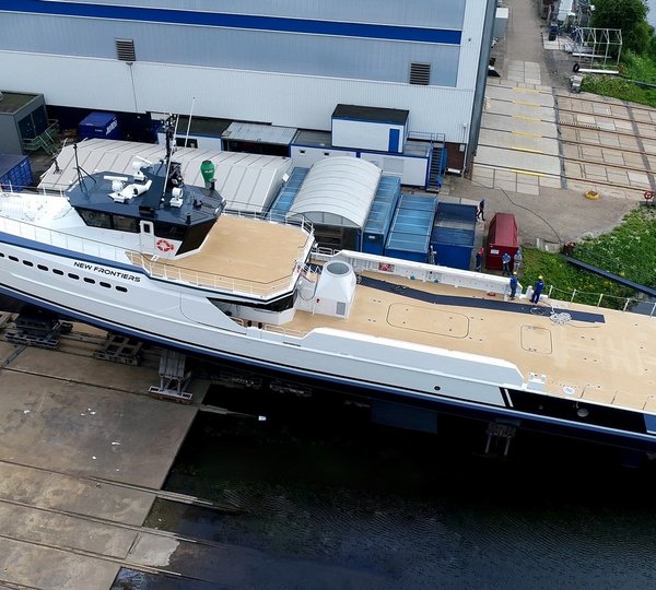 Yacht support vessel New Frontiers - Damen