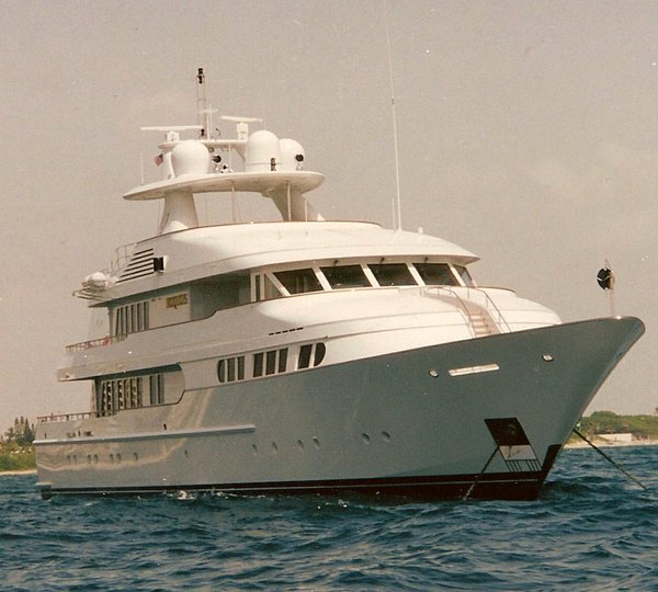 49m M/Y Iroquois