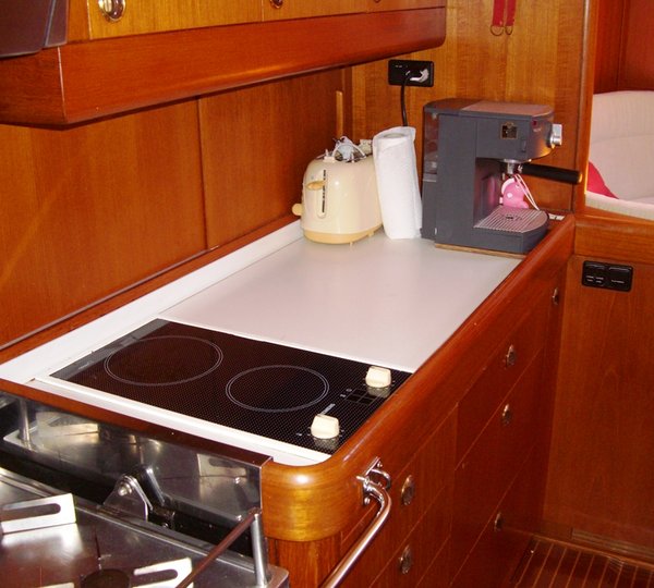 kia ora III galley