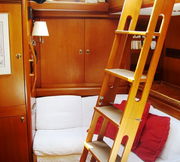 kia ora III master cabin 1