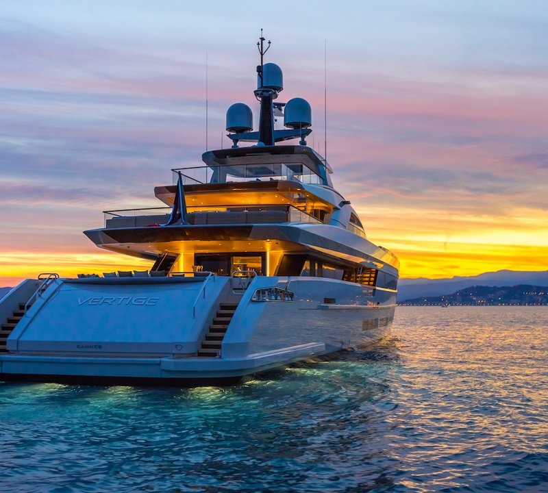 chartering a yacht in vancouver