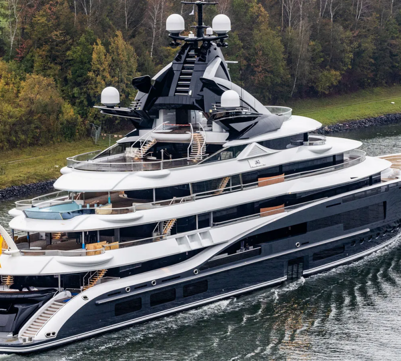 Yacht KISMET, Lurssen | CHARTERWORLD Luxury Superyacht Charters