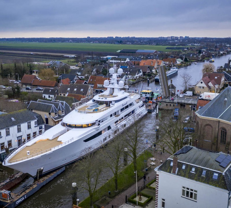 Yacht BOARDWALK, Feadship | CHARTERWORLD Luxury Superyacht Charters