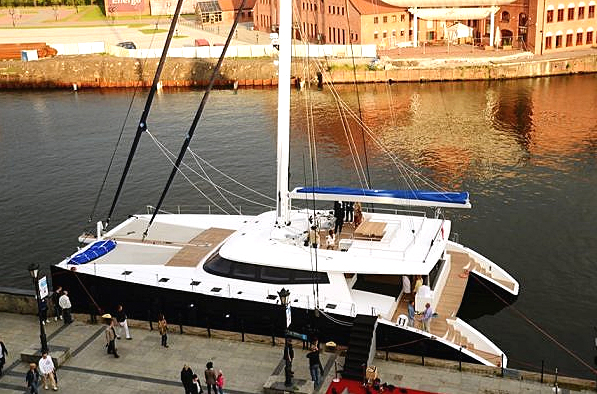 Sunreef 80 Carbon Line superyacht Levante