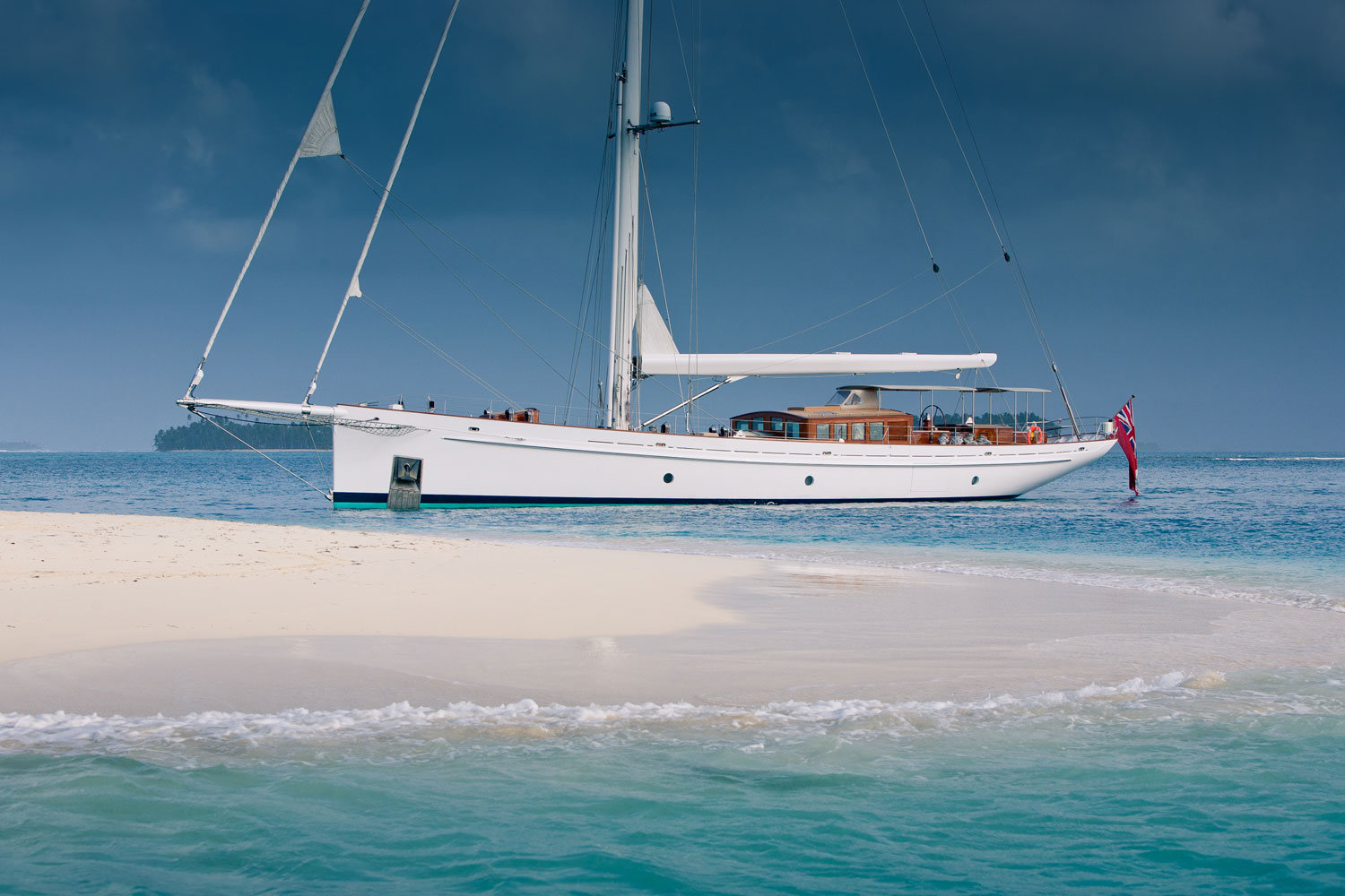 Caribbean Yacht Charter Complete 2018/2019 Guide ...