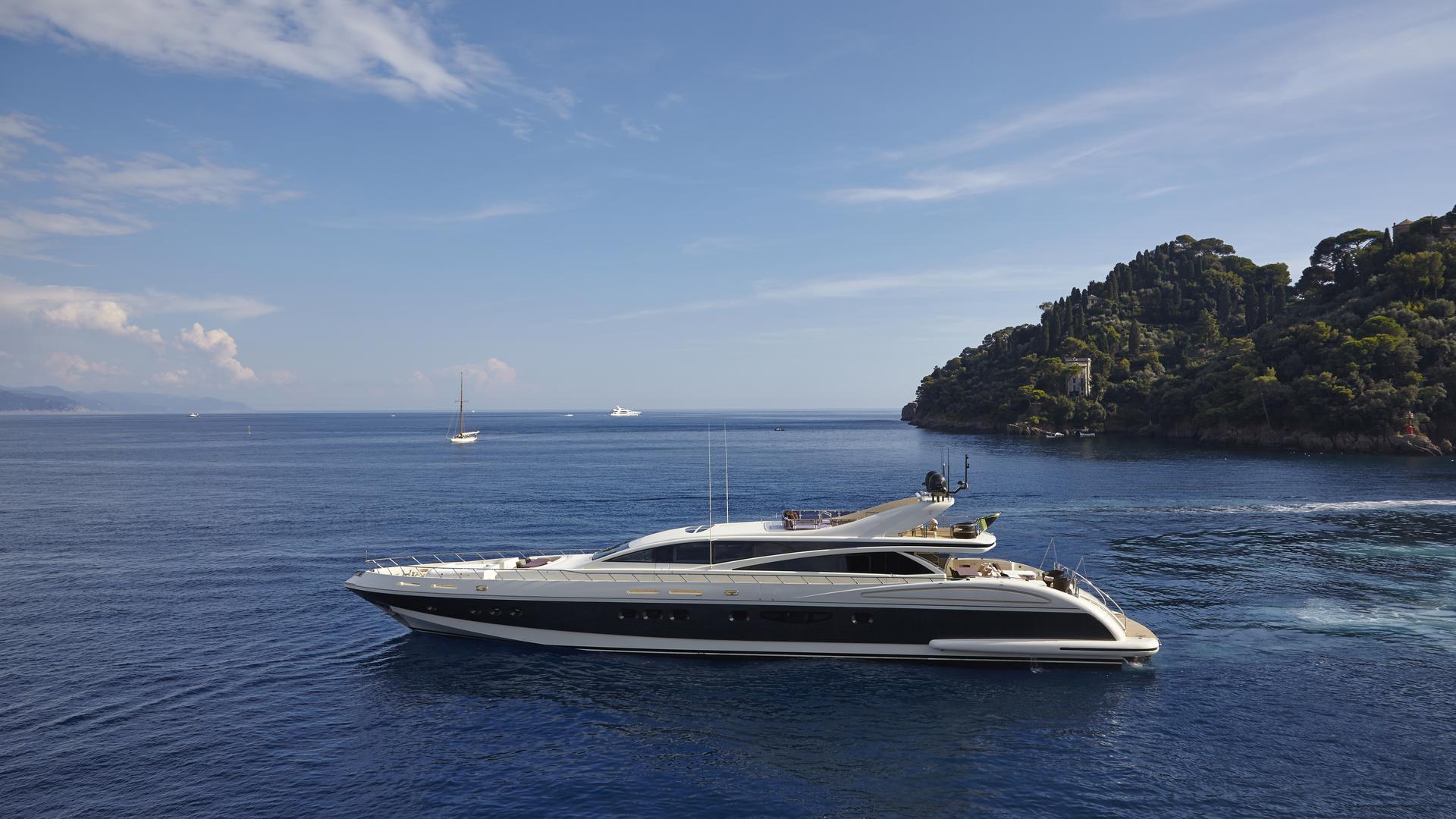 Italy Yacht Charter 2020 21 Yachts Guide By Charterworld