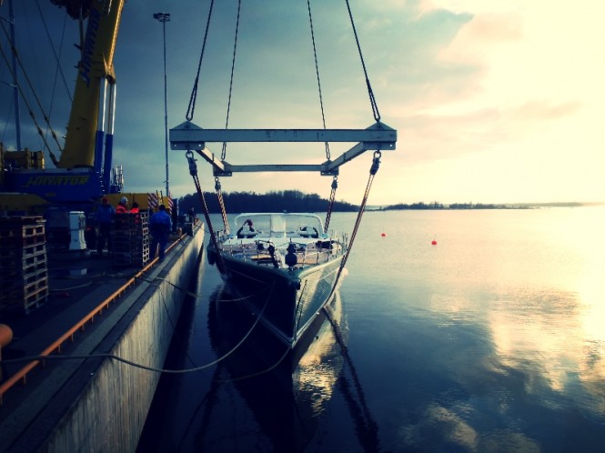 Luxury sailing yacht NARIIDA