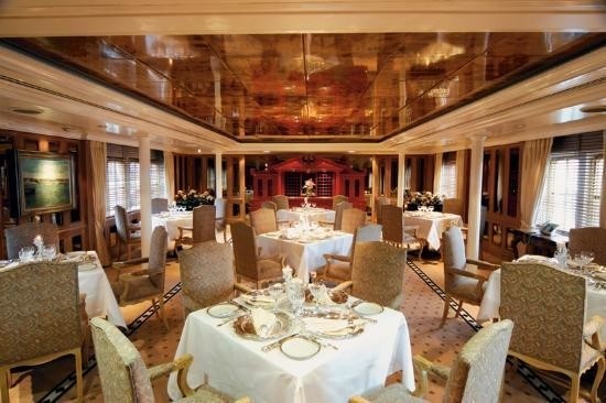 Eating/dining Saloon On Board Yacht SAVARONA