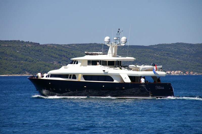 The 30m Yacht KLOBUK