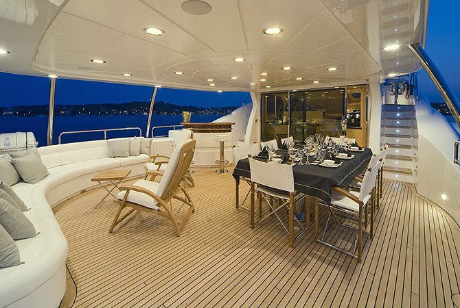 The 30m Yacht SALU