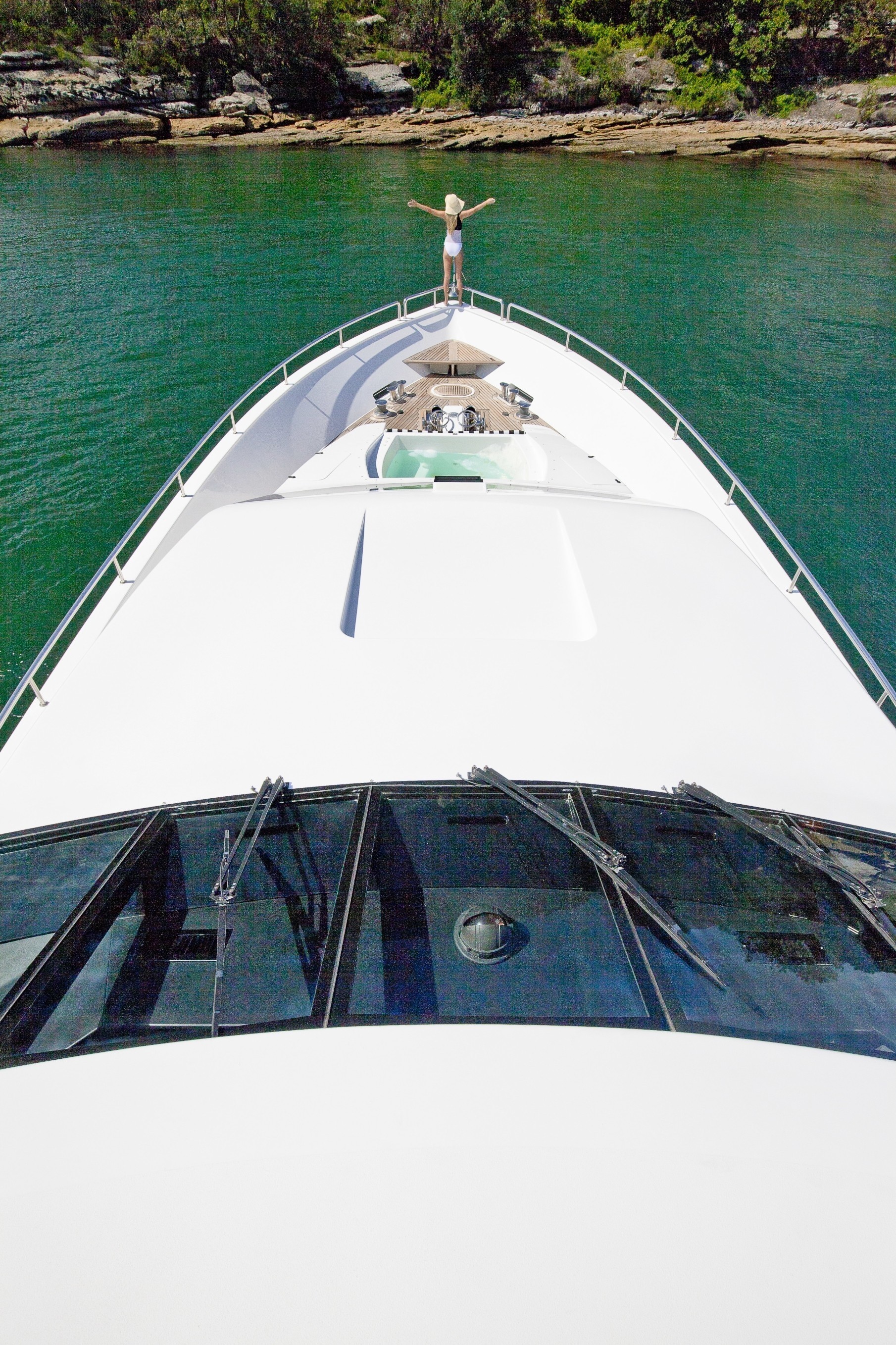 View of the foredeck from the sundeck