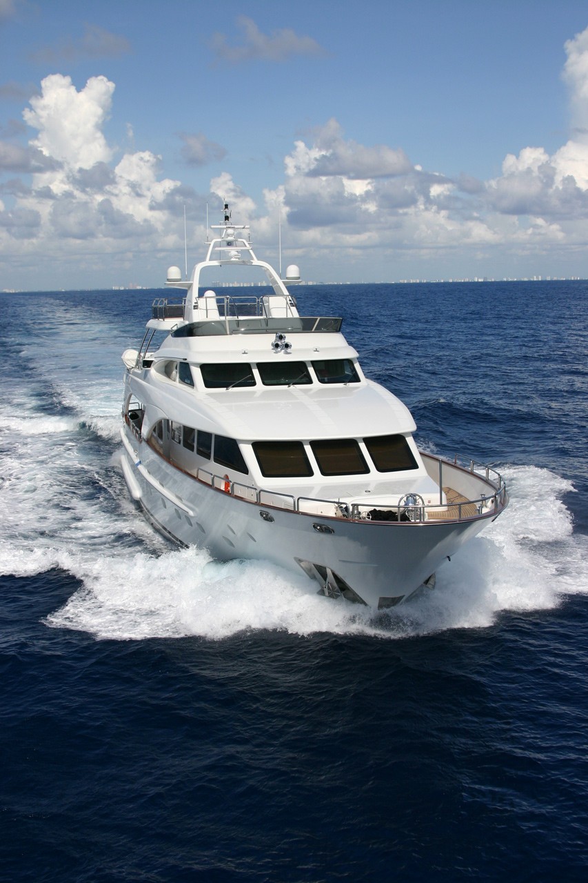 The 33m Yacht INSPIR8