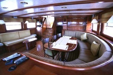 The 33m Yacht SHANTI