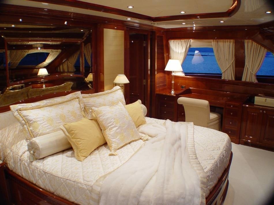 Berth: Yacht WILD THYME's Main Master Cabin Image