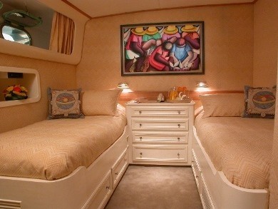 Twin Bed Cabin On Yacht AVA