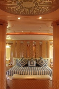 Main Master Cabin Aboard Yacht BLUE BREEZE