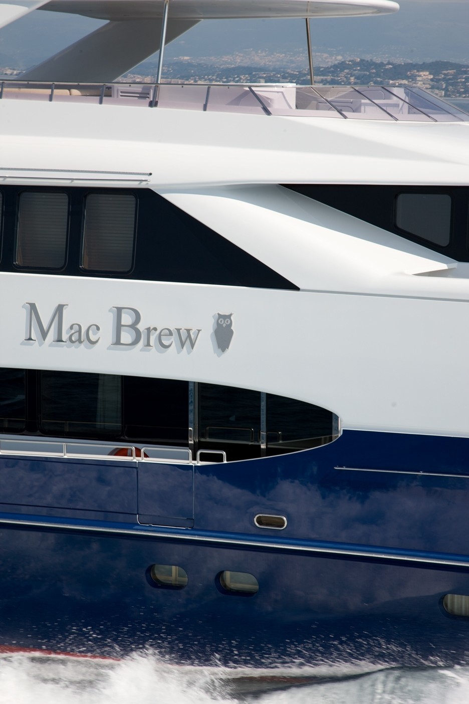 The 40m Yacht MAC BREW
