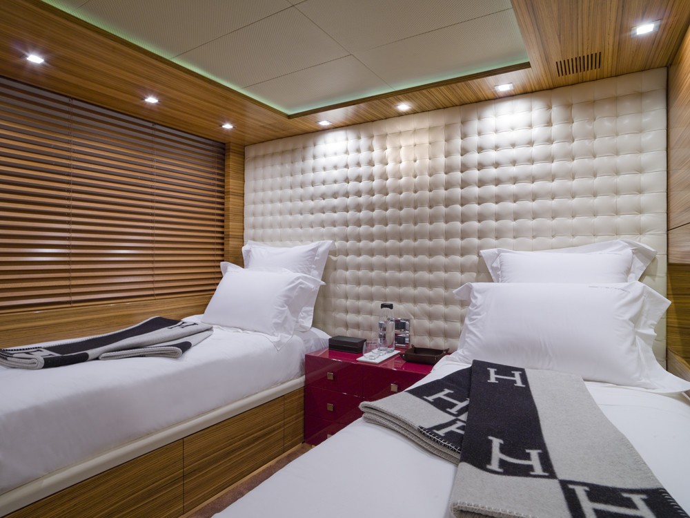 Twin Bed Cabin Aboard Yacht SIERRA ROMEO