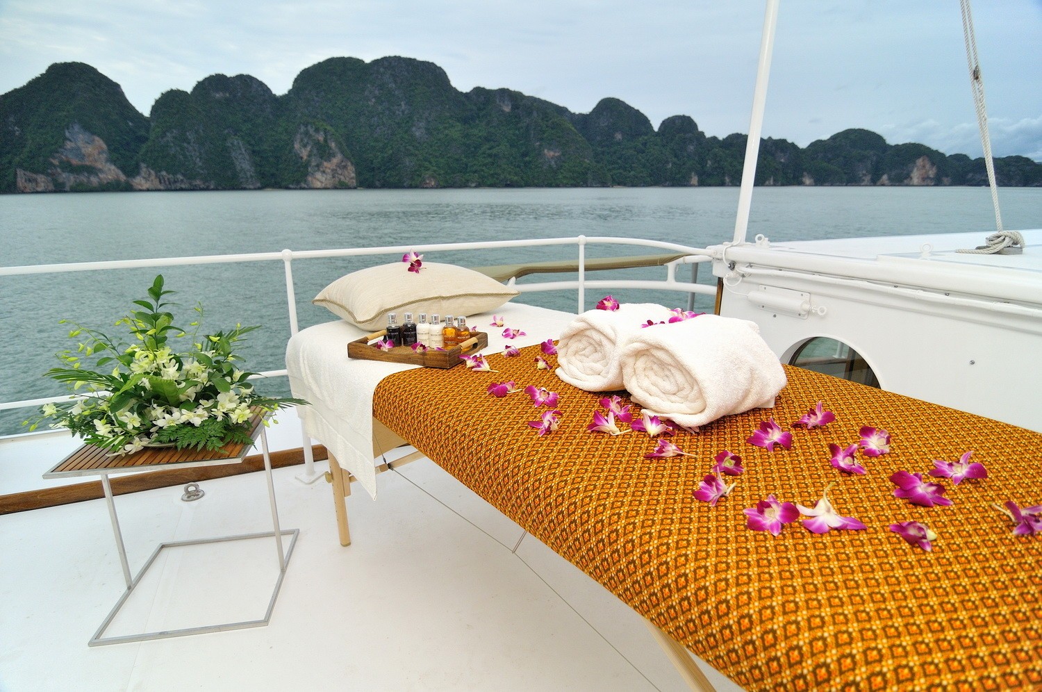 Massage Tables On Yacht CALISTO