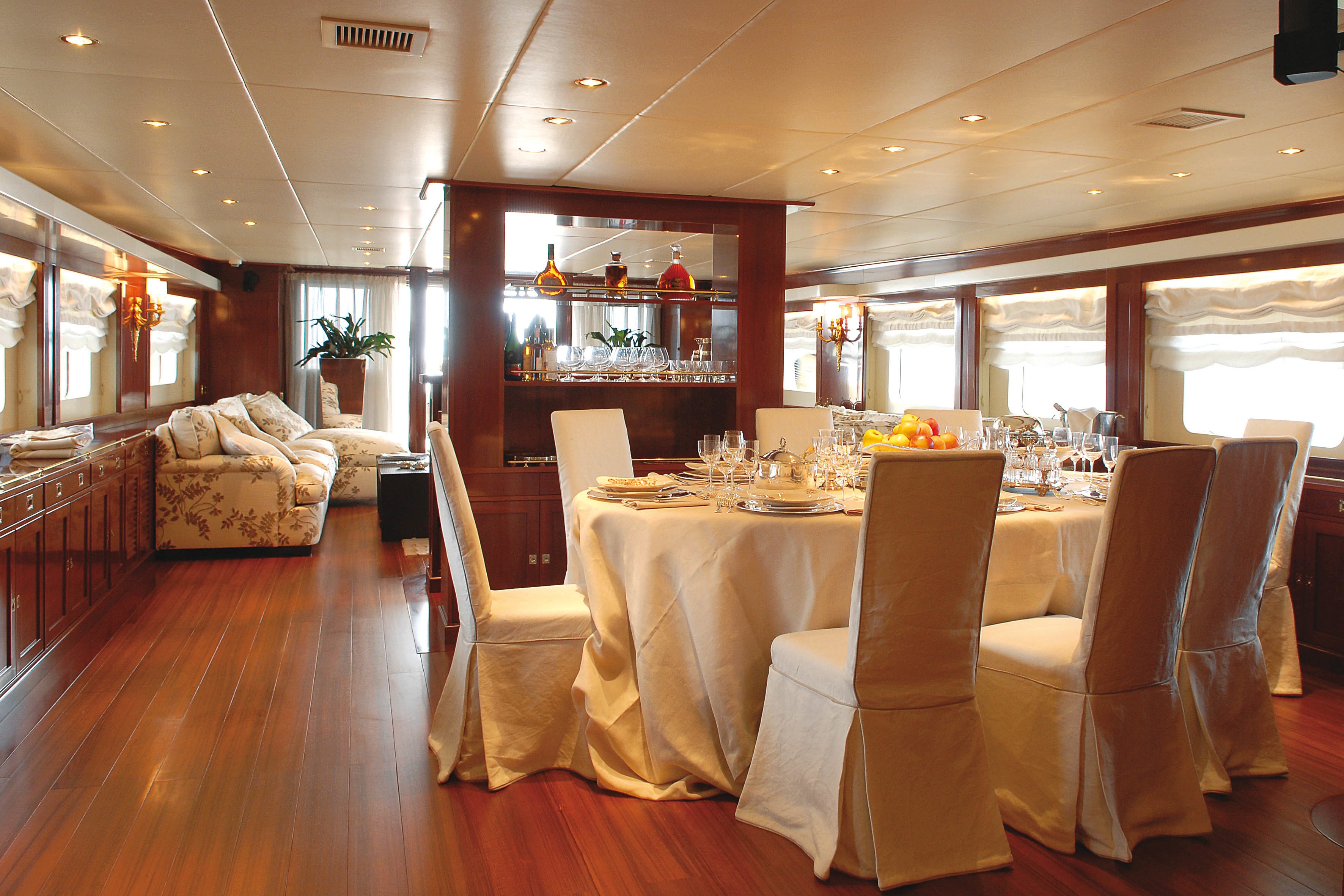 Eating/dining Furniture On Yacht ARIETE PRIMO