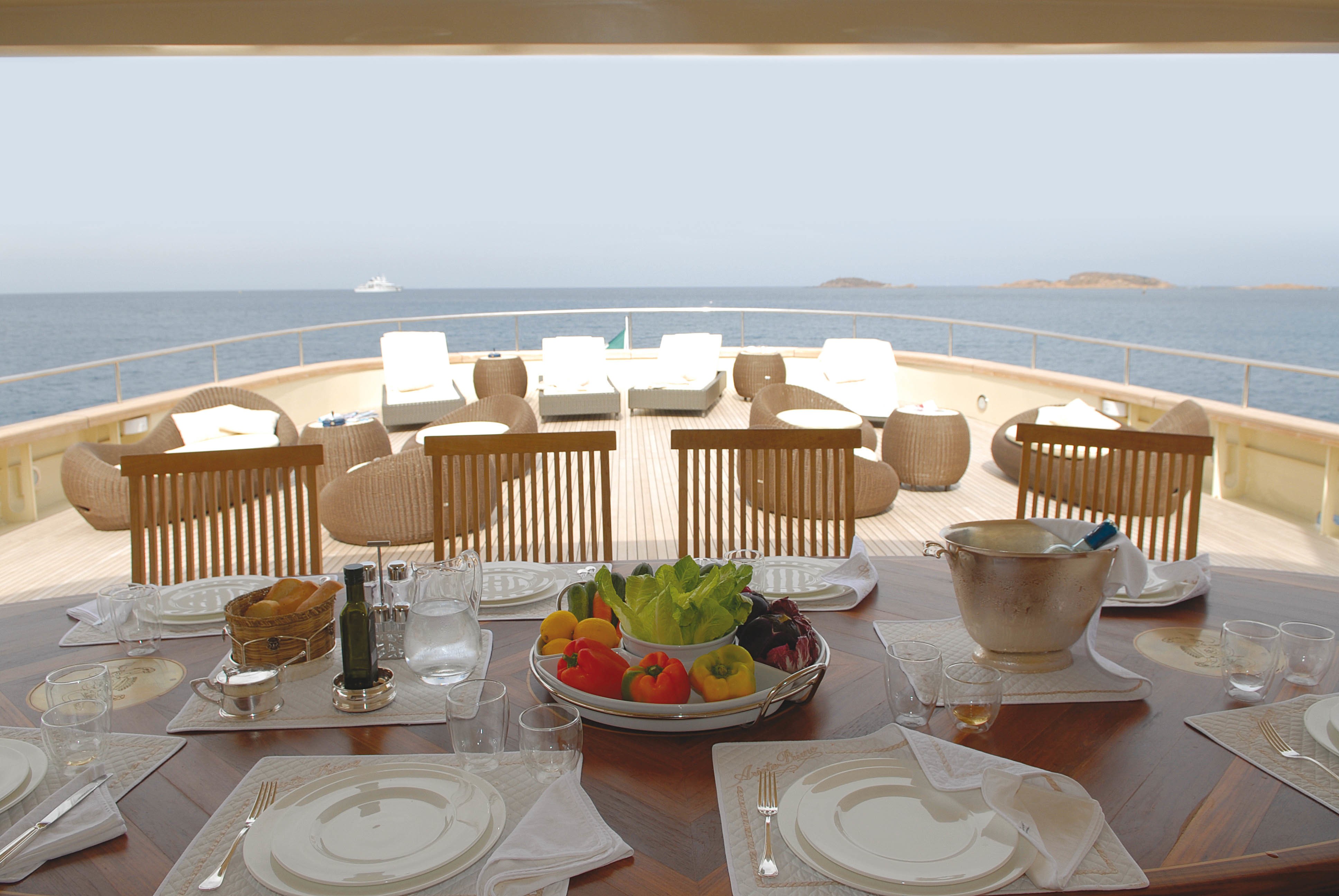 Outdoor Eating/dining With Sitting On Yacht ARIETE PRIMO