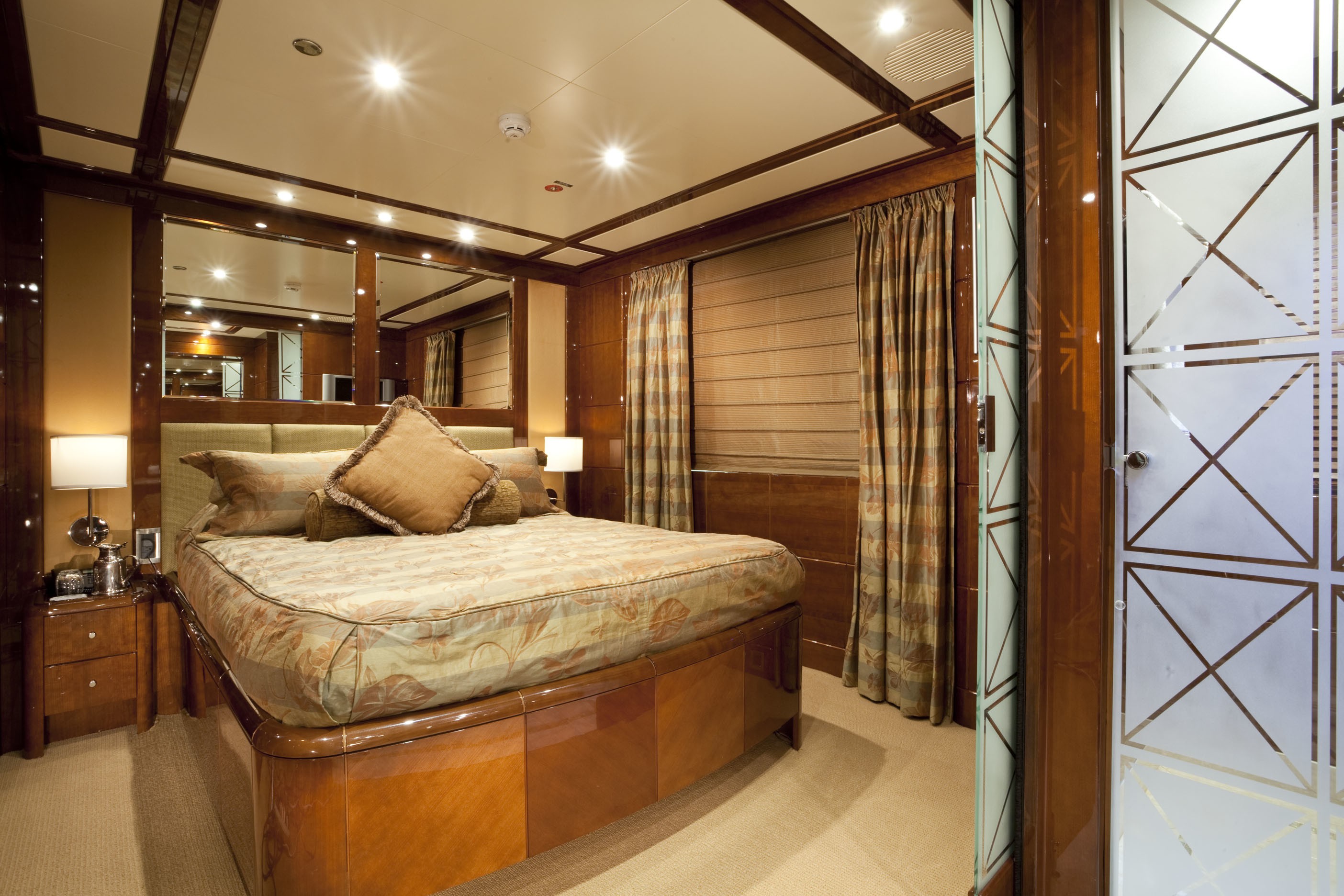 Aspect Into Guest's Cabin Aboard Yacht COCO VIENTE