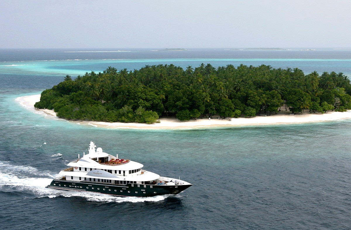 From Above: Yacht DHAAINKAN'BAA's Cruising Captured