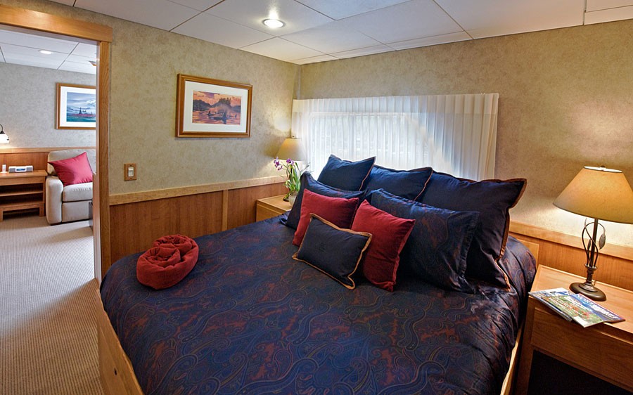 Blue Guest's Cabin On Yacht SAFARI EXPLORER