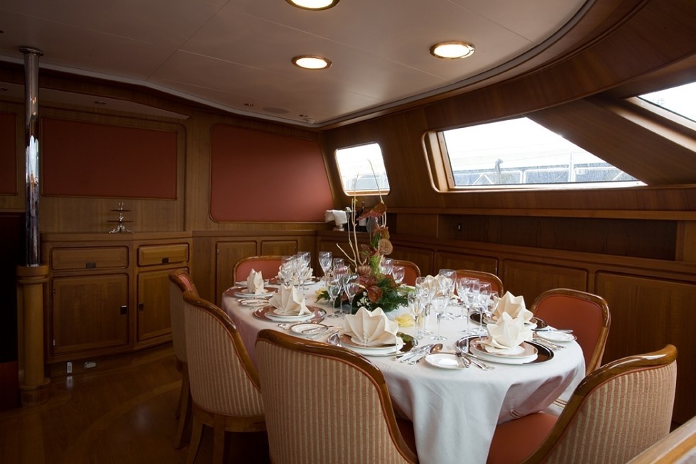 Eating/dining Furniture Aboard Yacht ANTARA