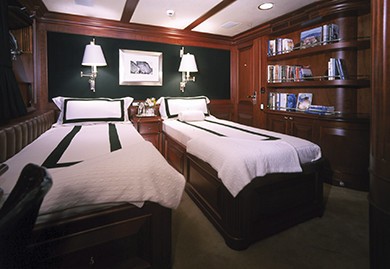 Twin Bed Cabin Aboard Yacht ARGYLL