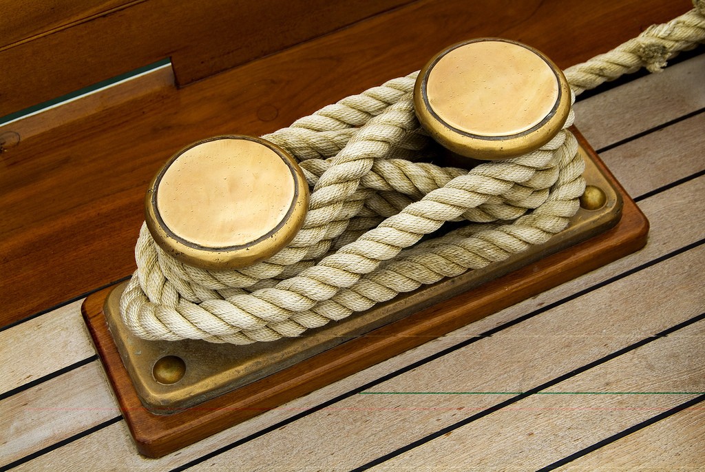 Rope: Yacht LULWORTH's Close Up Image