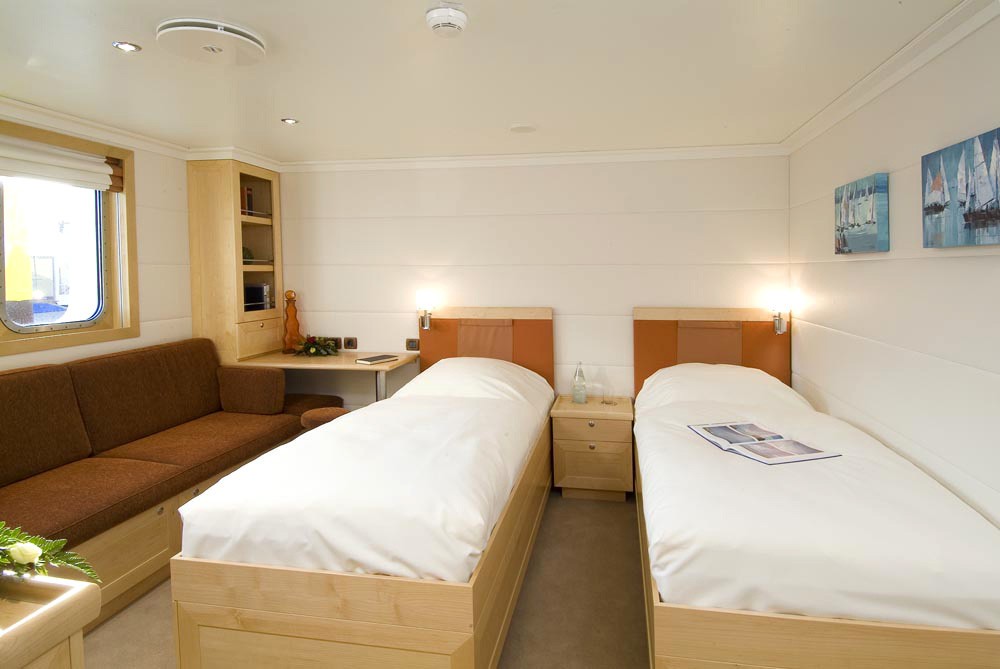 Twin Bed Cabin On Yacht HANSE EXPLORER