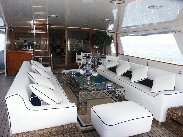 Life On Board Yacht EL CHRIS