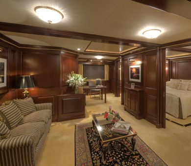 Sitting: Yacht TELEOST's Main Master Cabin Photograph