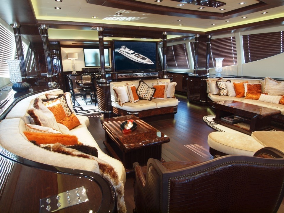Premier Saloon Aboard Yacht ZEUS I