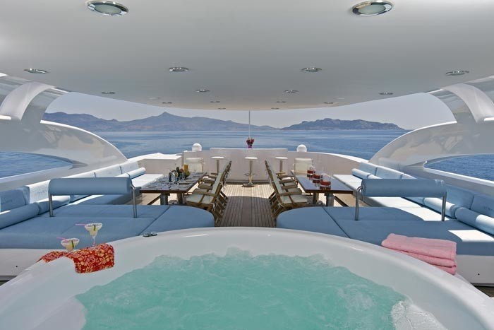 Jacuzzi Pool: Yacht O'NEIRO's Sun Deck Captured