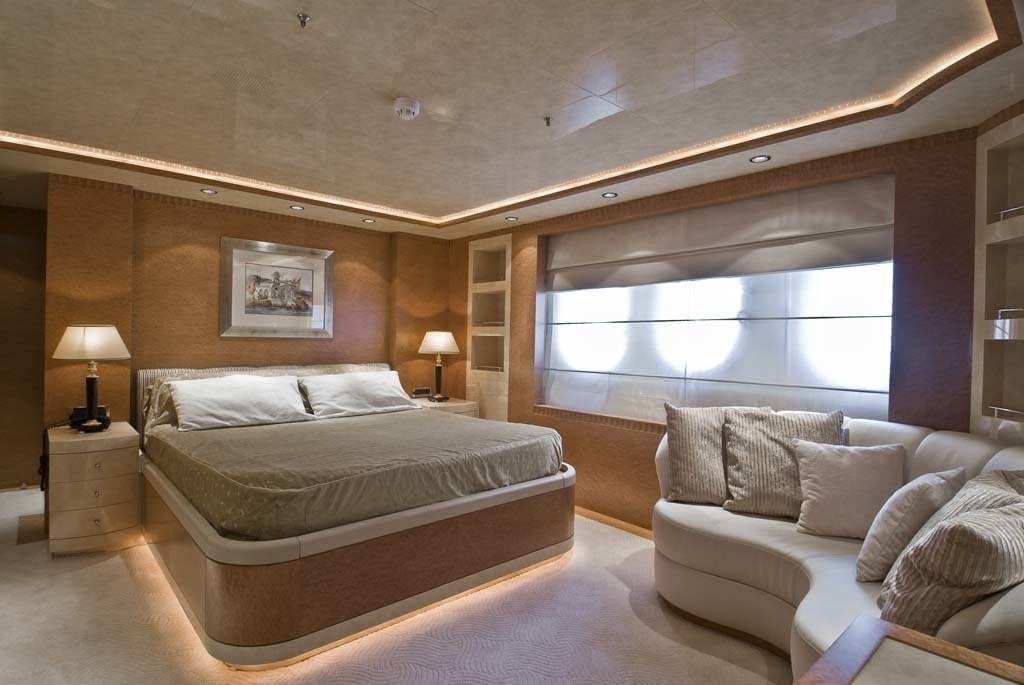 Double Sized Cabin Aboard Yacht O'NEIRO
