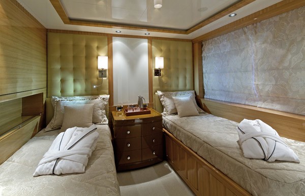 Second Twin Bed Cabin On Yacht MIA RAMA