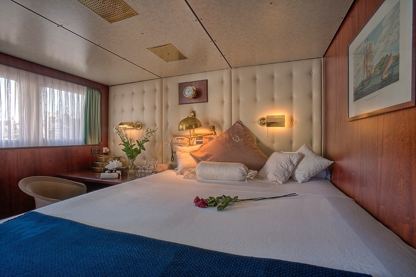 Cabin On Yacht SANSSOUCI STAR