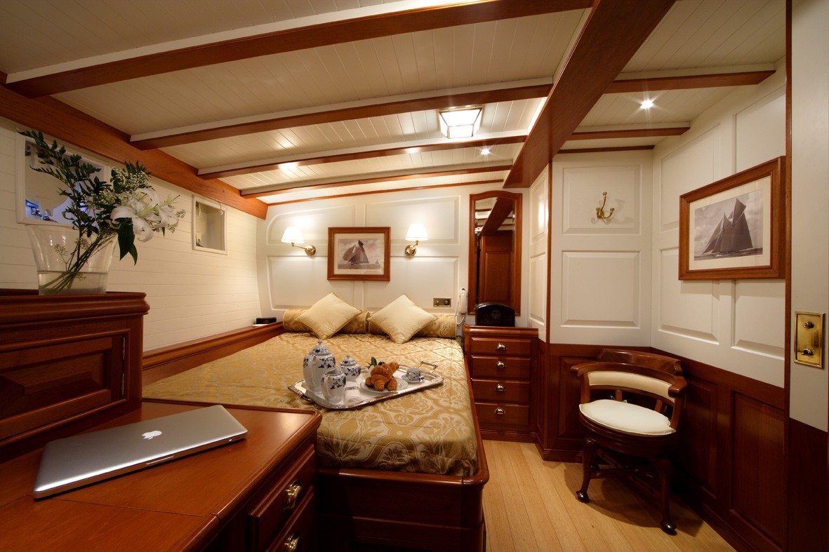 Berth: Yacht ELENA's Main Master Cabin Image