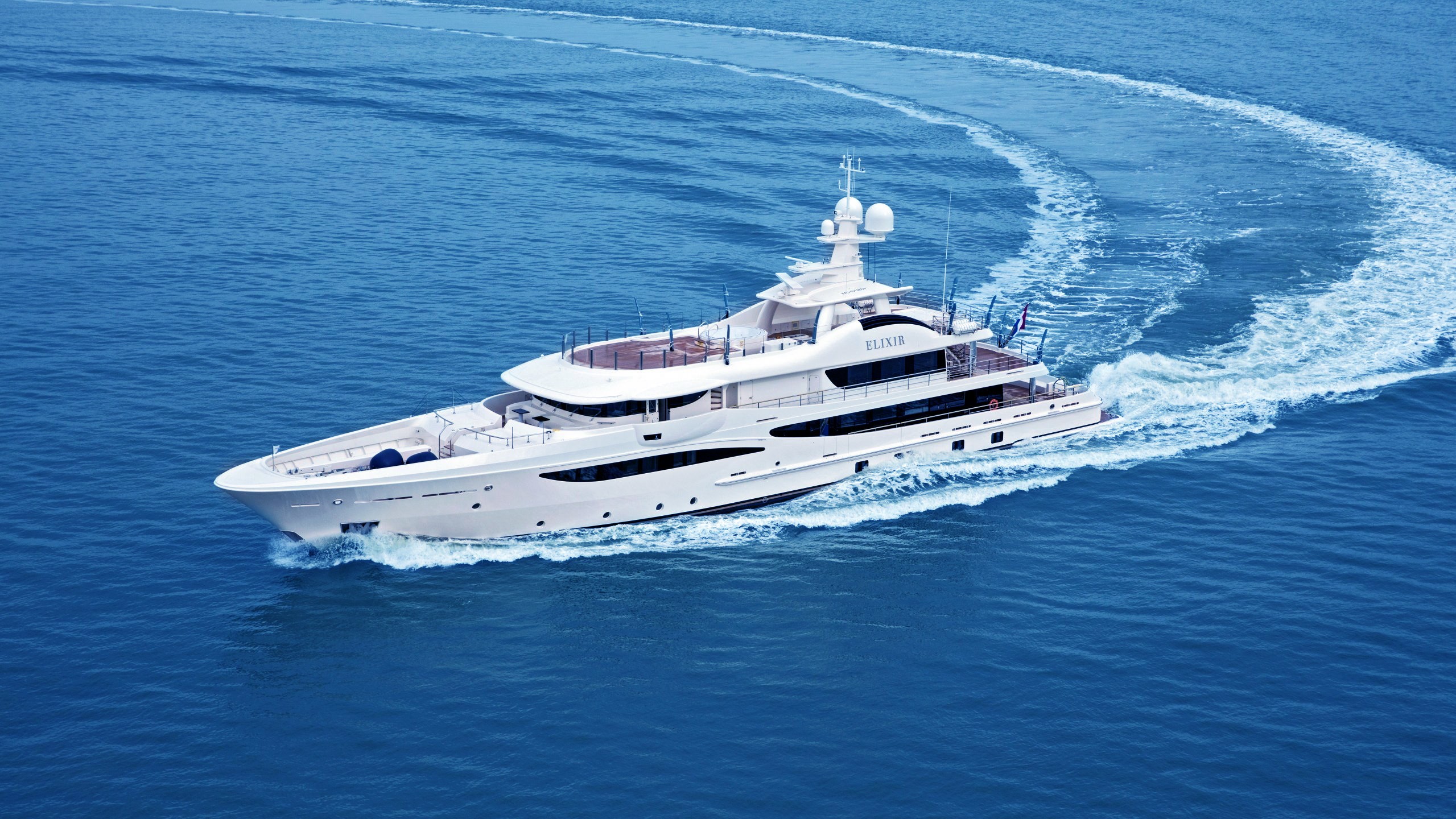 The 55m Yacht ELIXIR