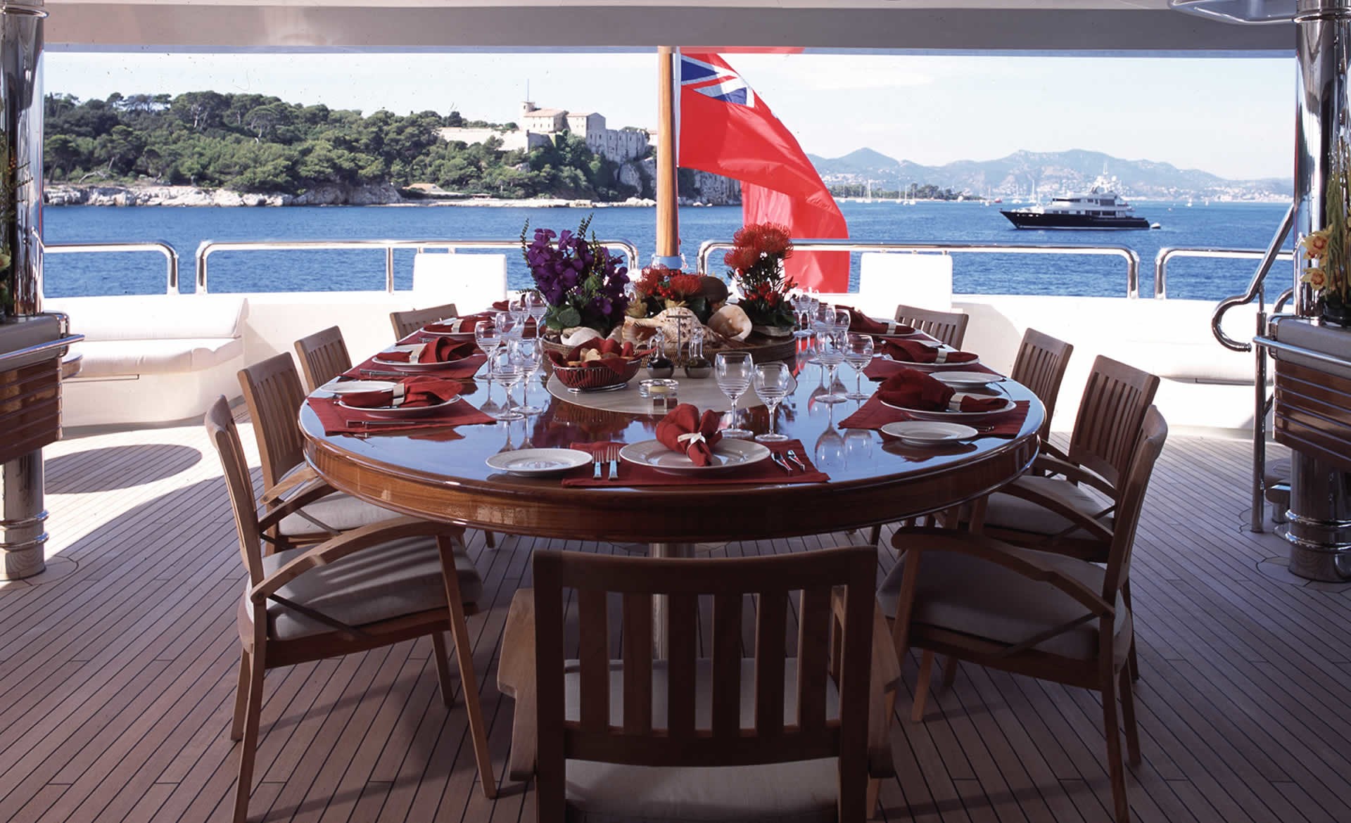 External Eating/dining On Yacht CALYPSO
