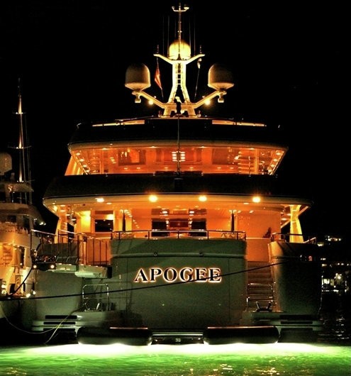 Under Water Lighting On Yacht APOGEE