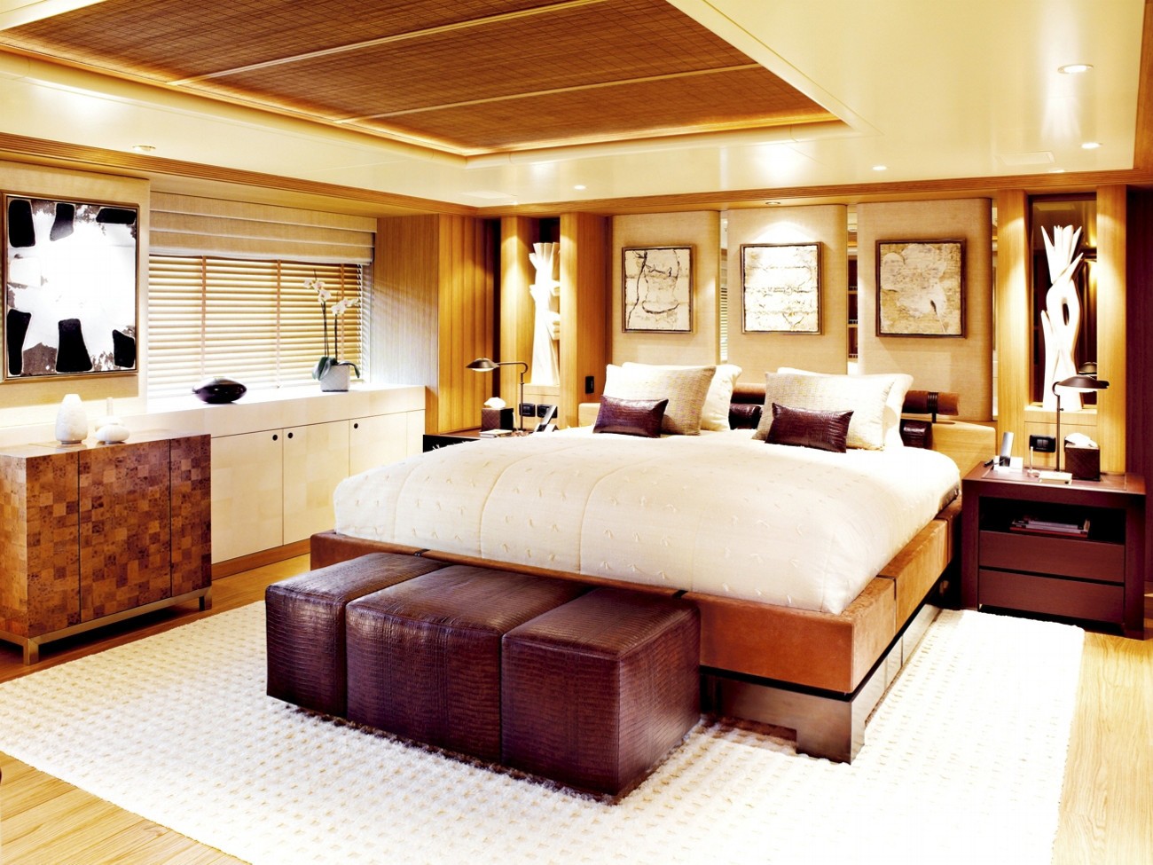 Main Master Cabin Aboard Yacht KOGO