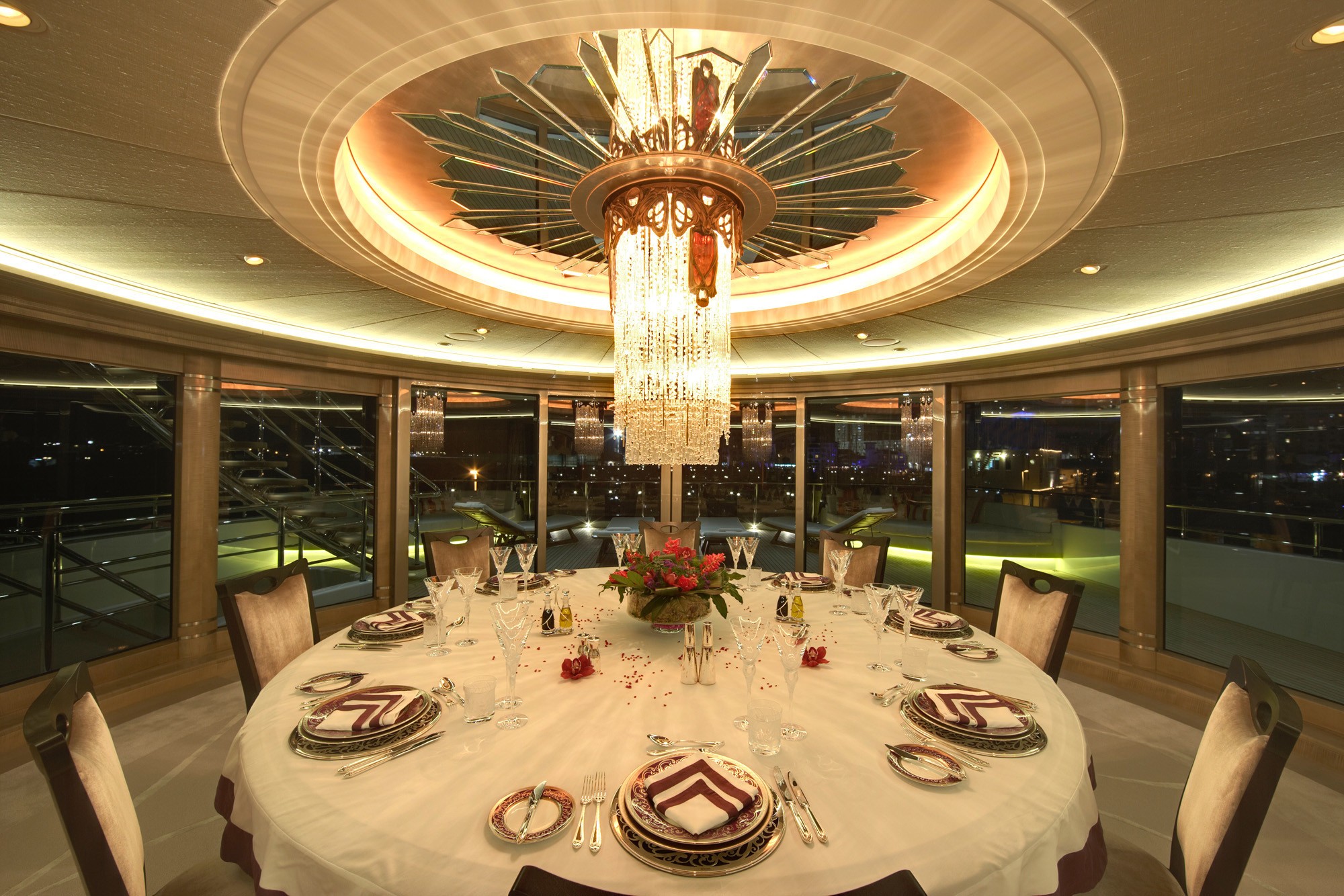 elegant dining setting