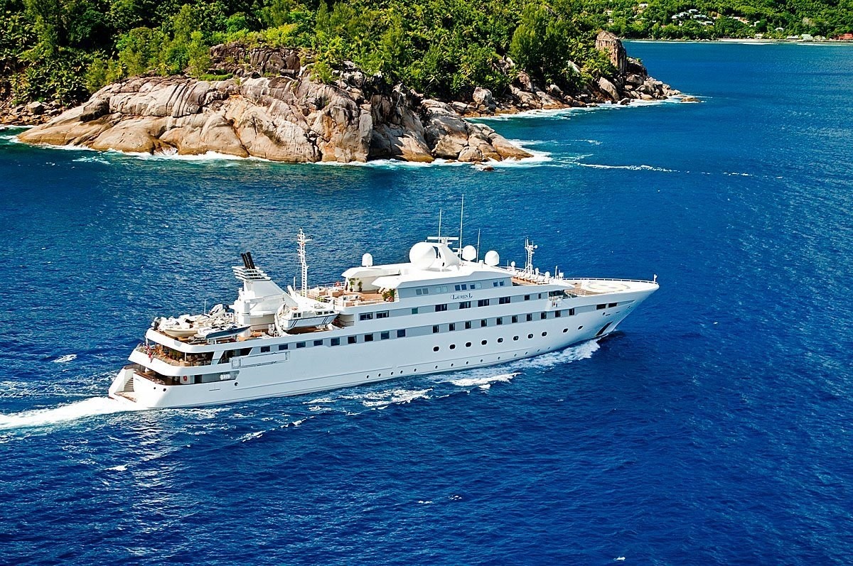LAUREN L Cassens Werft motor yacht