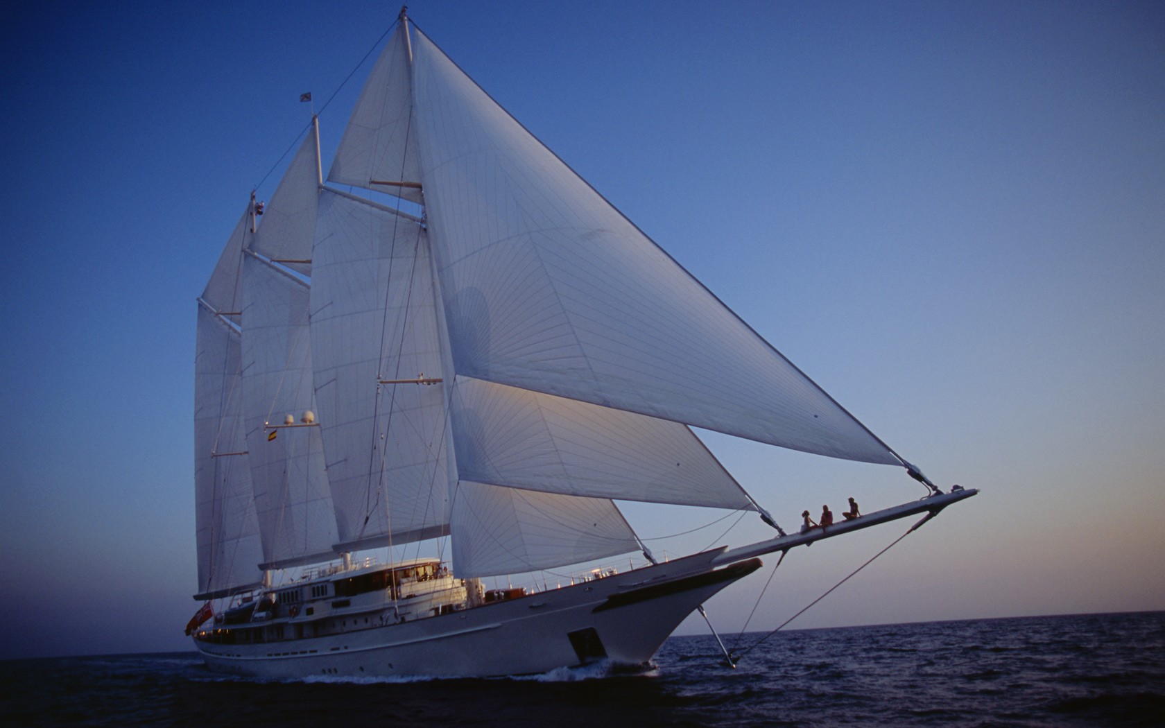 90m sailing yacht